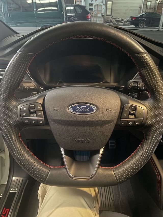 FORD福特 KUGA  第6張相片