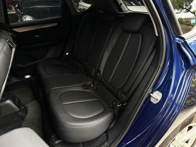 BMW寶馬 218I  第10張相片
