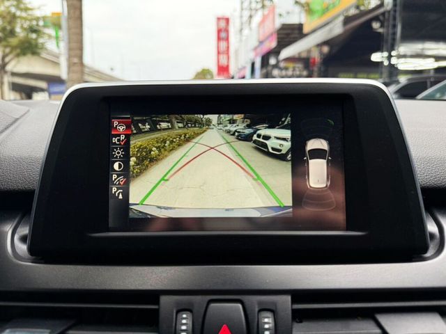 BMW寶馬 218I  第15張相片