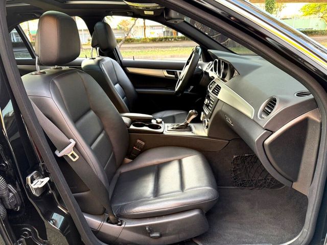 M-BENZ賓士 C250  第19張相片