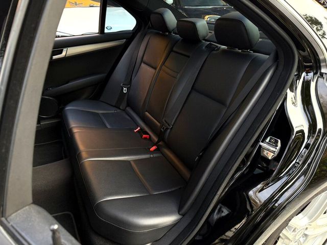 M-BENZ賓士 C250  第20張相片