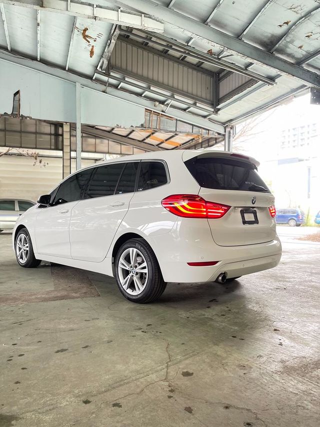 BMW寶馬 218D  第3張相片