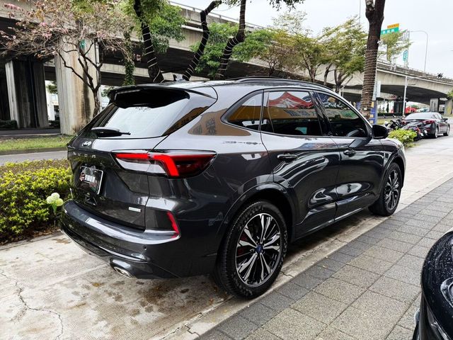 FORD福特 KUGA  第4張相片