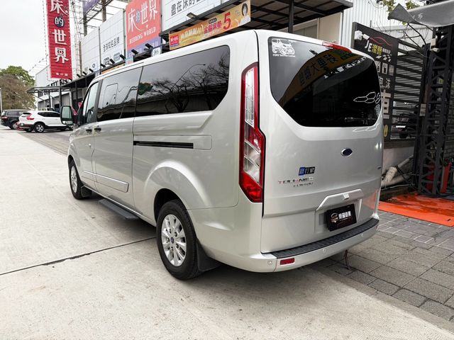 FORD福特 TOURNEO CUSTOM  第13張相片