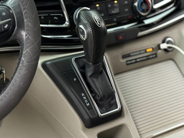 FORD福特 TOURNEO CUSTOM  第27張相片