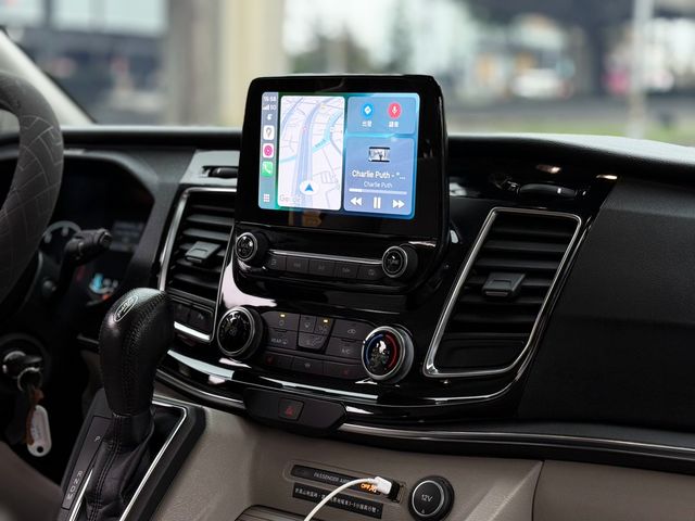 FORD福特 TOURNEO CUSTOM  第29張相片