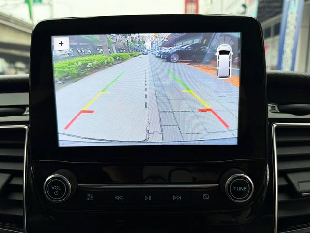 FORD福特 TOURNEO CUSTOM  第31張相片