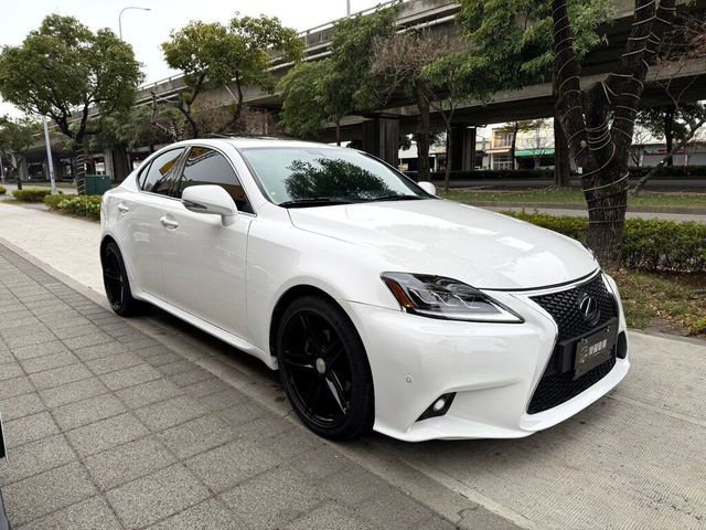 LEXUS凌志 IS250  第5張相片