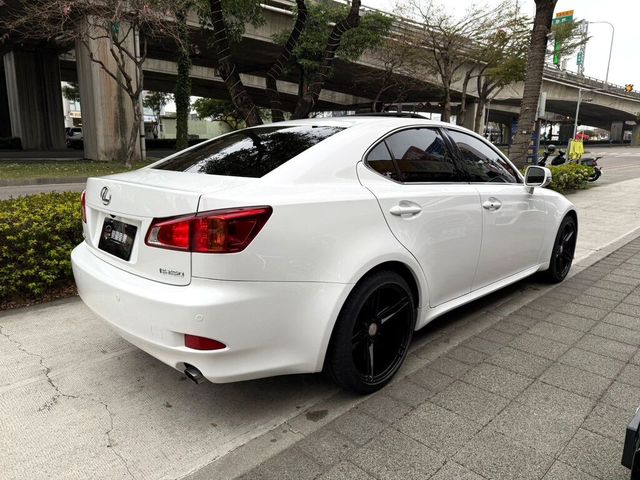 LEXUS凌志 IS250  第13張相片