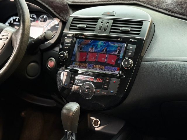 NISSAN日產 TIIDA  第21張相片