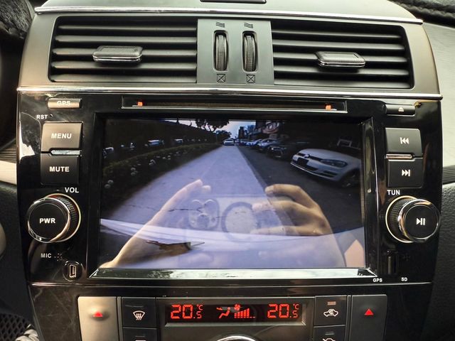 NISSAN日產 TIIDA  第27張相片