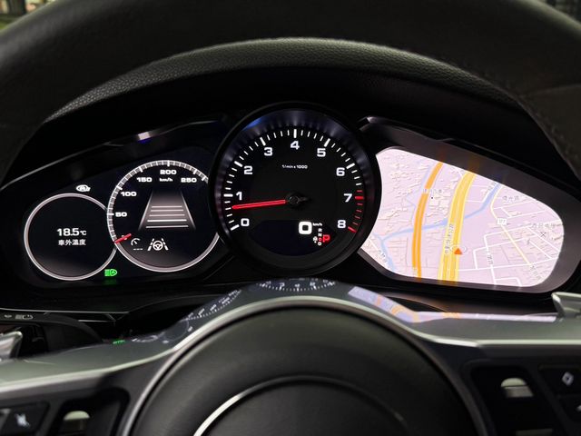 PORSCHE保時捷 CAYENNE  第25張相片