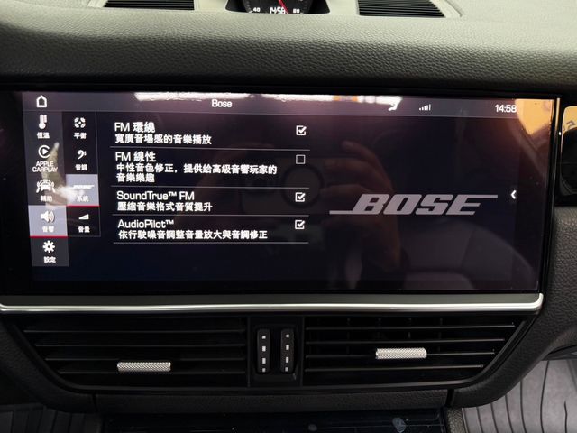 PORSCHE保時捷 CAYENNE  第29張相片