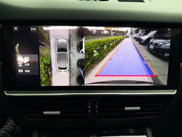 PORSCHE保時捷 CAYENNE  第31張相片