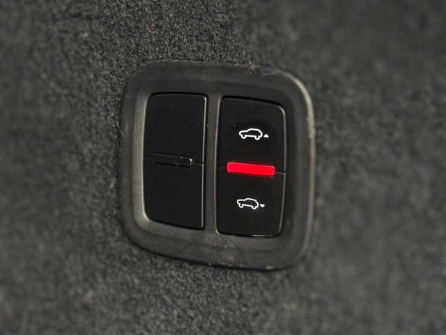 PORSCHE保時捷 CAYENNE  第39張相片
