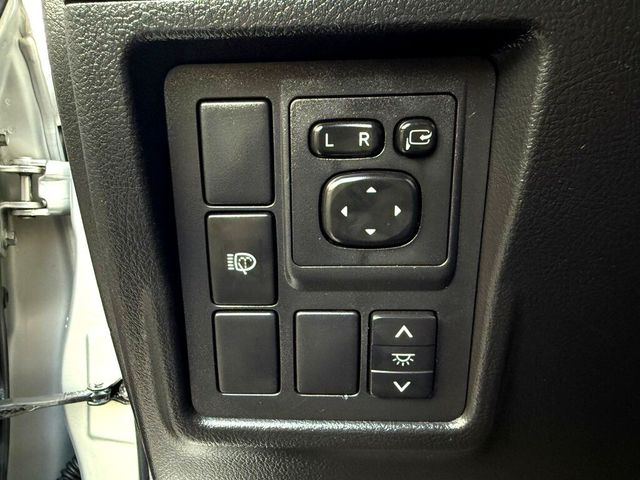 TOYOTA豐田 LAND CRUISER PARDO  第27張相片