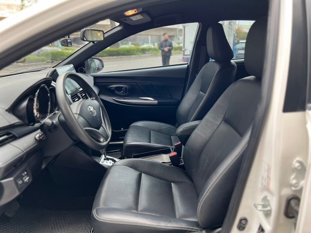 TOYOTA豐田 YARIS  第7張相片