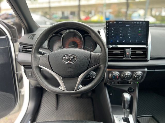 TOYOTA豐田 YARIS  第13張相片