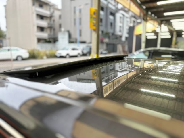 TOYOTA豐田 CAMRY HYBRID  第13張相片