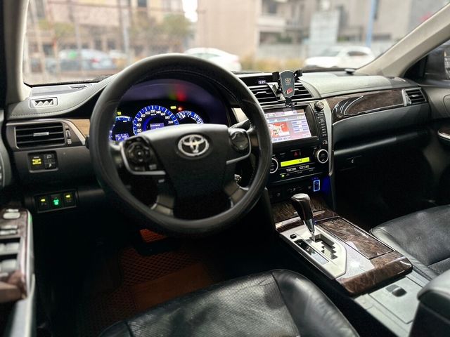 TOYOTA豐田 CAMRY HYBRID  第21張相片
