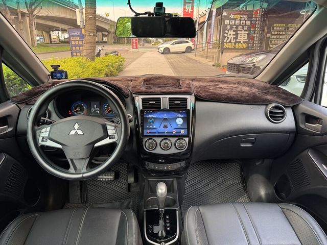 MITSUBISHI三菱 COLT PLUS  第5張相片