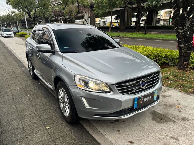 VOLVO富豪 XC60  第4張相片