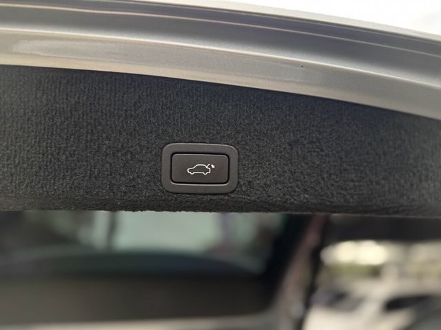 VOLVO富豪 XC60  第11張相片