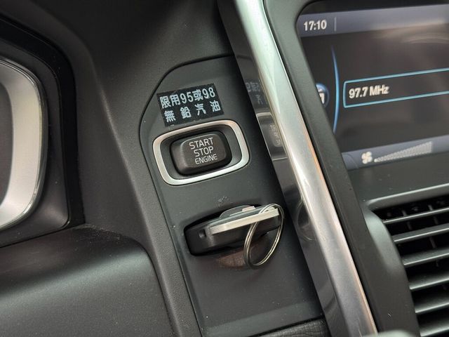 VOLVO富豪 XC60  第16張相片