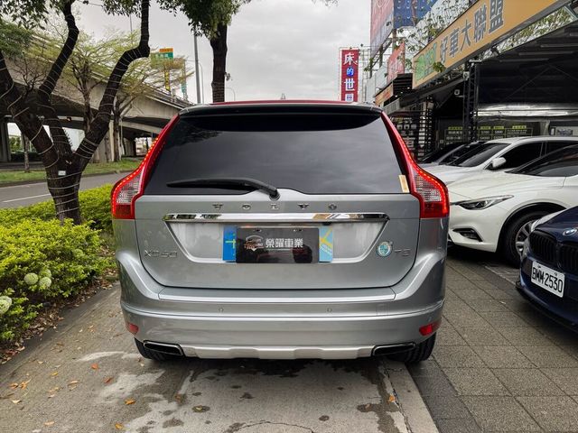 VOLVO富豪 XC60  第19張相片