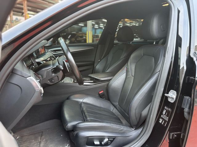 BMW寶馬 520D  第6張相片