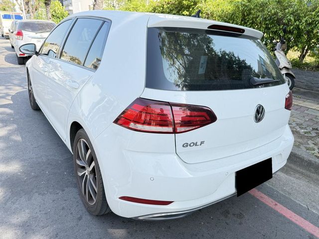 VOLKSWAGEN福斯 GOLF  第4張相片