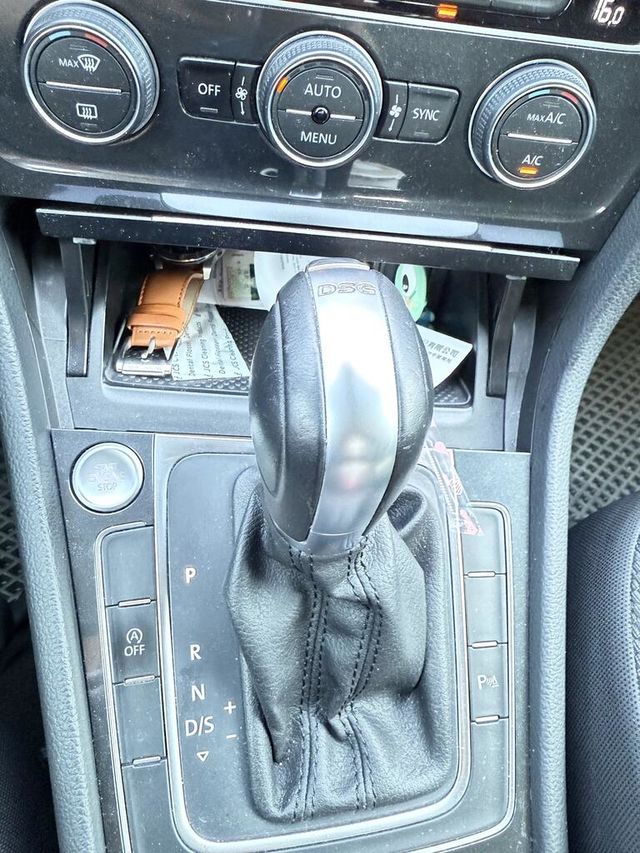VOLKSWAGEN福斯 GOLF  第13張相片