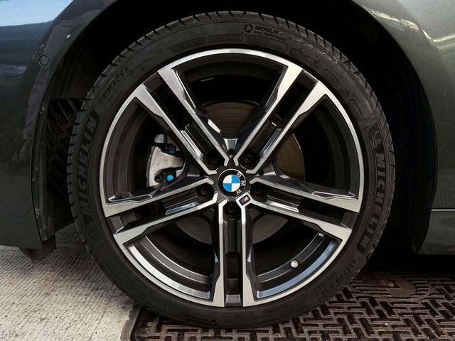 BMW寶馬 218I M SPORT  第7張相片