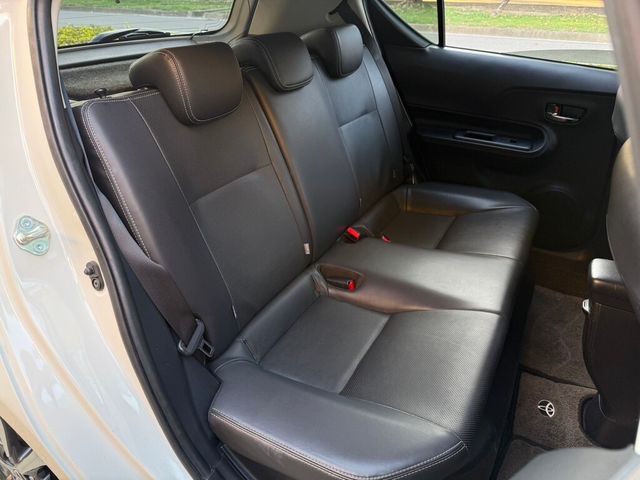 TOYOTA豐田 PRIUS C  第7張相片