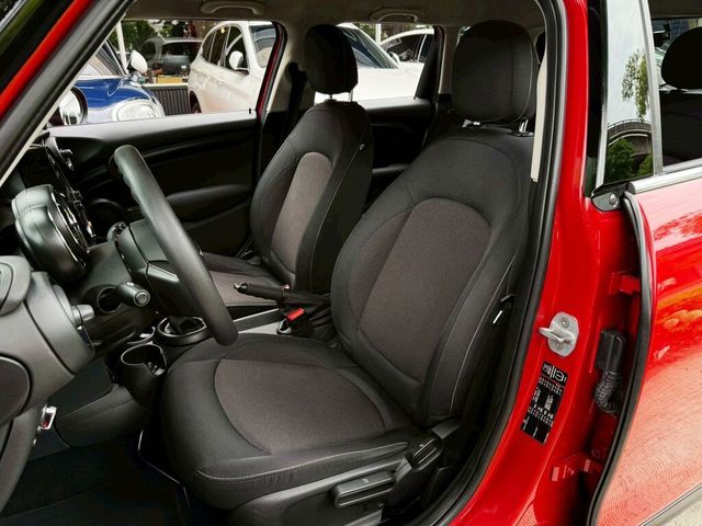 MINI迷你 MINI 5-DOOR  第8張相片