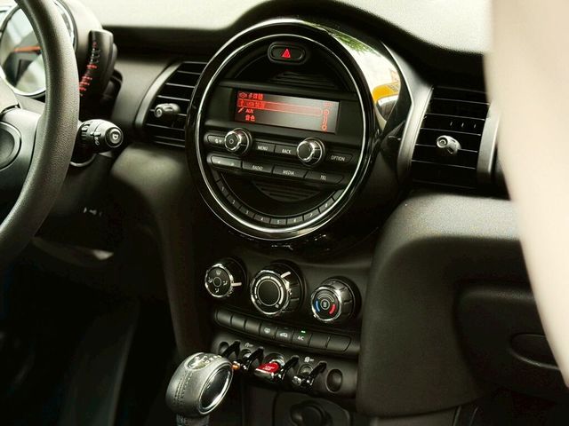 MINI迷你 MINI 5-DOOR  第13張相片