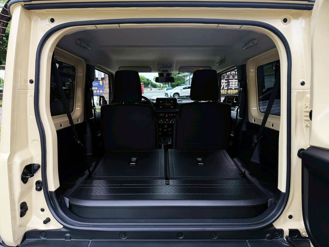 SUZUKI鈴木 JIMNY  第11張相片
