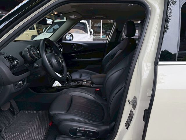 MINI迷你 CLUBMAN COOPER  第8張相片