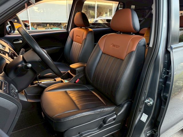 MITSUBISHI三菱 ZINGER  第8張相片