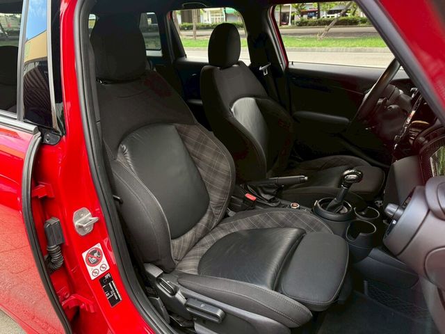 MINI迷你 COOPER S  第10張相片