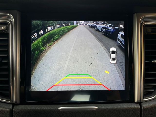 PORSCHE保時捷 MACAN  第18張相片