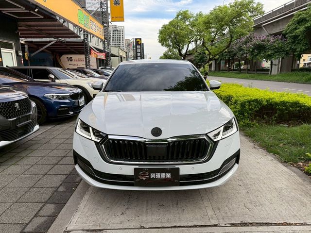SKODA司科達 OCTAVIA  第2張相片