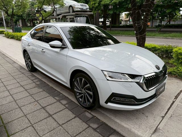 SKODA司科達 OCTAVIA  第3張相片