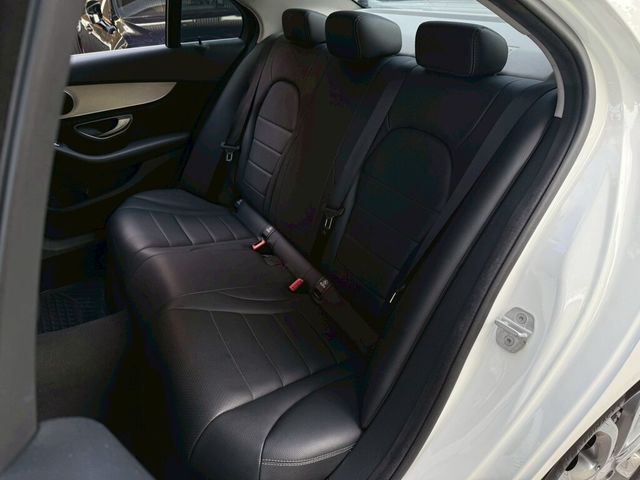 M-BENZ賓士 C200  第11張相片