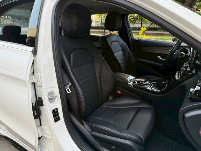 M-BENZ賓士 C200  第12張相片
