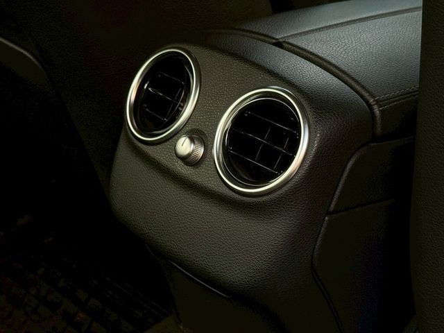 M-BENZ賓士 C200  第17張相片