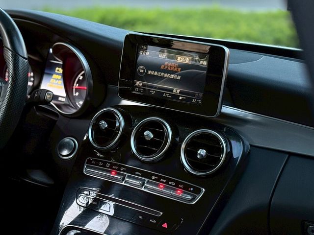 M-BENZ賓士 C200  第19張相片