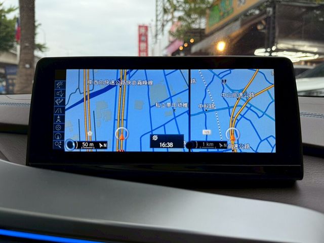 BMW寶馬 I8  第18張相片