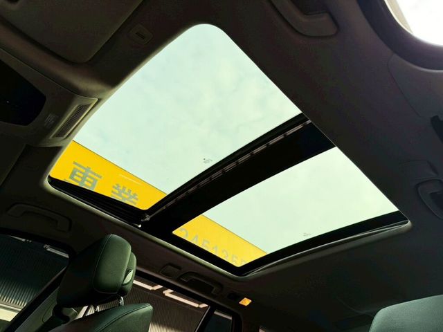 BMW寶馬 520I TOURING  第8張相片