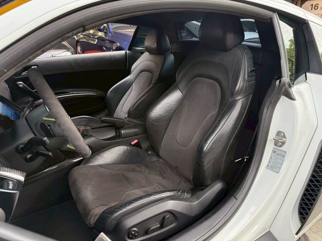 AUDI奧迪 R8  第11張相片